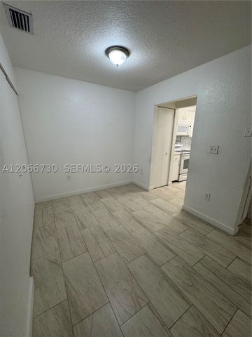 2124-2126 Thomas St 2126, Hollywood, FL 33020