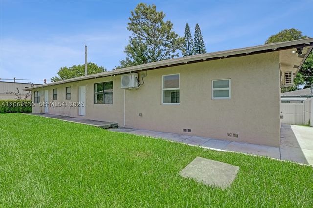 2124-2126 Thomas St 2126, Hollywood, FL 33020