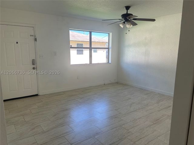 2124-2126 Thomas St 2126, Hollywood, FL 33020