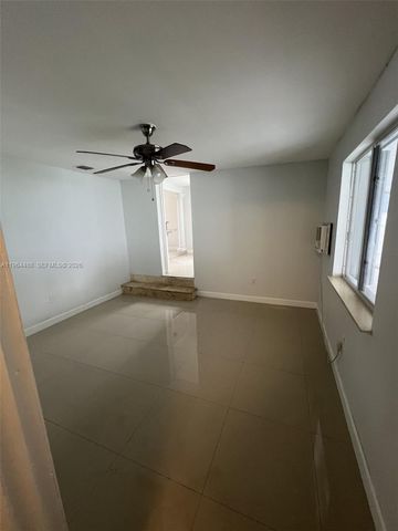 6823 SW 25th St, Miami, FL 33155