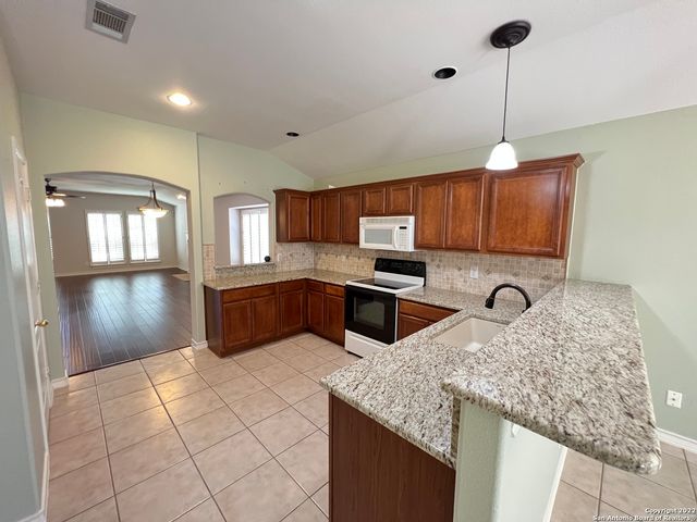 1303 BLUFF FOREST, San Antonio, TX 78248