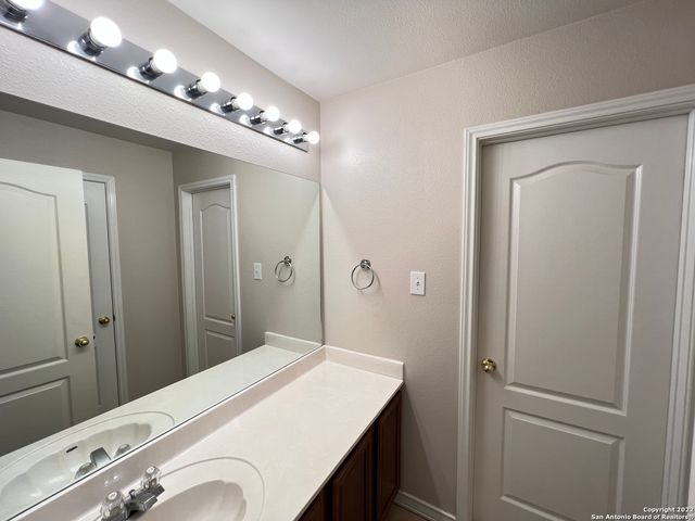 1303 BLUFF FOREST, San Antonio, TX 78248