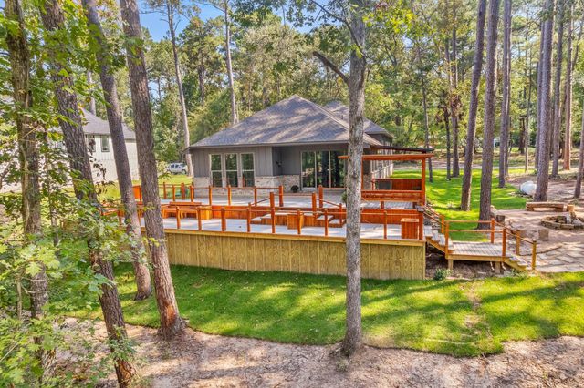 205 Tall Pine, Livingston, TX 77351