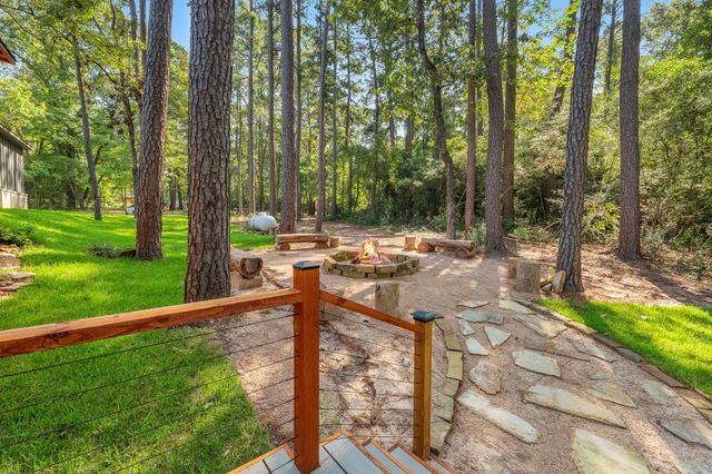 205 Tall Pine, Livingston, TX 77351