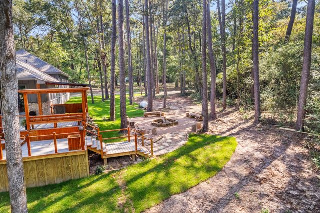 205 Tall Pine, Livingston, TX 77351