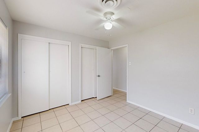 220 W Union Bower Road, Irving, TX 75061