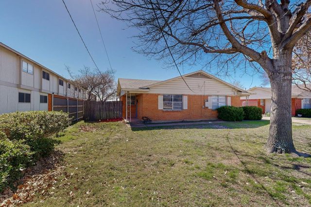 220 W Union Bower Road, Irving, TX 75061