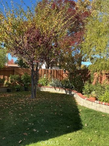 19849 Collins, Canyon Country (santa Clarita), CA 91351