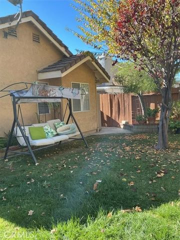 19849 Collins, Canyon Country (santa Clarita), CA 91351