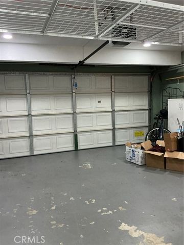 19849 Collins, Canyon Country (santa Clarita), CA 91351