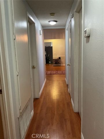 19849 Collins, Canyon Country (santa Clarita), CA 91351