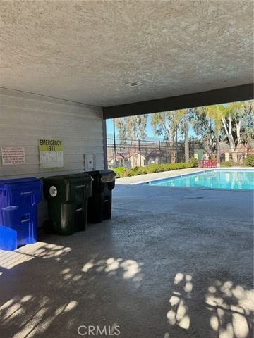 19849 Collins, Canyon Country (santa Clarita), CA 91351