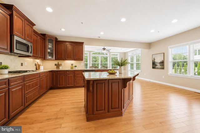 80 SCOTTS FORD LN, Fredericksburg, VA 22406