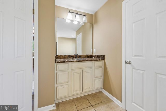 80 SCOTTS FORD LN, Fredericksburg, VA 22406