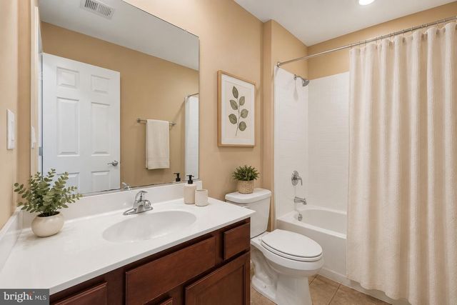 80 SCOTTS FORD LN, Fredericksburg, VA 22406