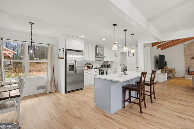 6898 Lakeshore Drive, Douglasville, GA 30135