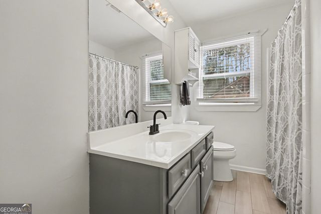 6898 Lakeshore Drive, Douglasville, GA 30135