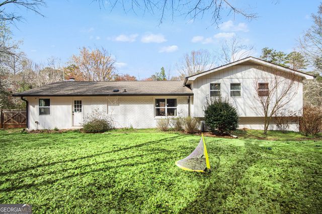 6898 Lakeshore Drive, Douglasville, GA 30135