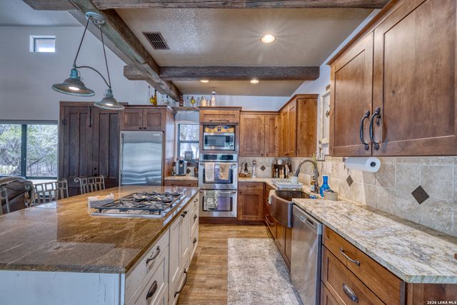 1575 Mountain Valley Drive, Concan, TX 78838