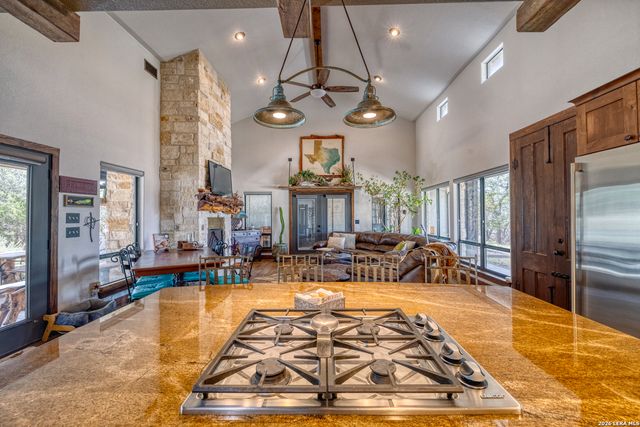 1575 Mountain Valley Drive, Concan, TX 78838