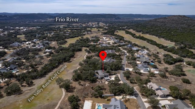 1575 Mountain Valley Drive, Concan, TX 78838