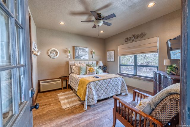 1575 Mountain Valley Drive, Concan, TX 78838