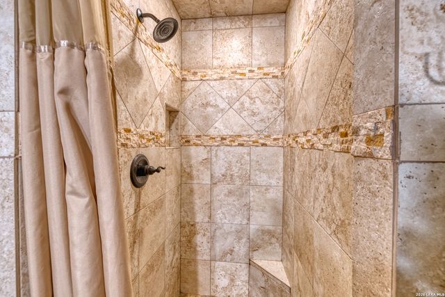 1575 Mountain Valley Drive, Concan, TX 78838