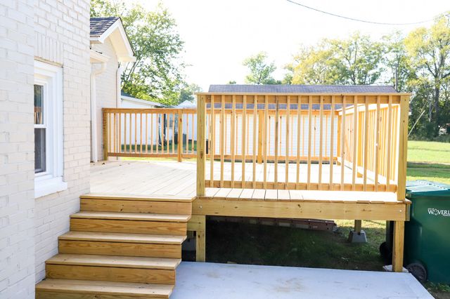 413 E Main St, Waverly, TN 37185