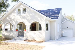 413 E Main St, Waverly, TN 37185