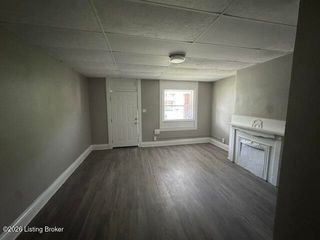 2243 Date St, Louisville, KY 40210