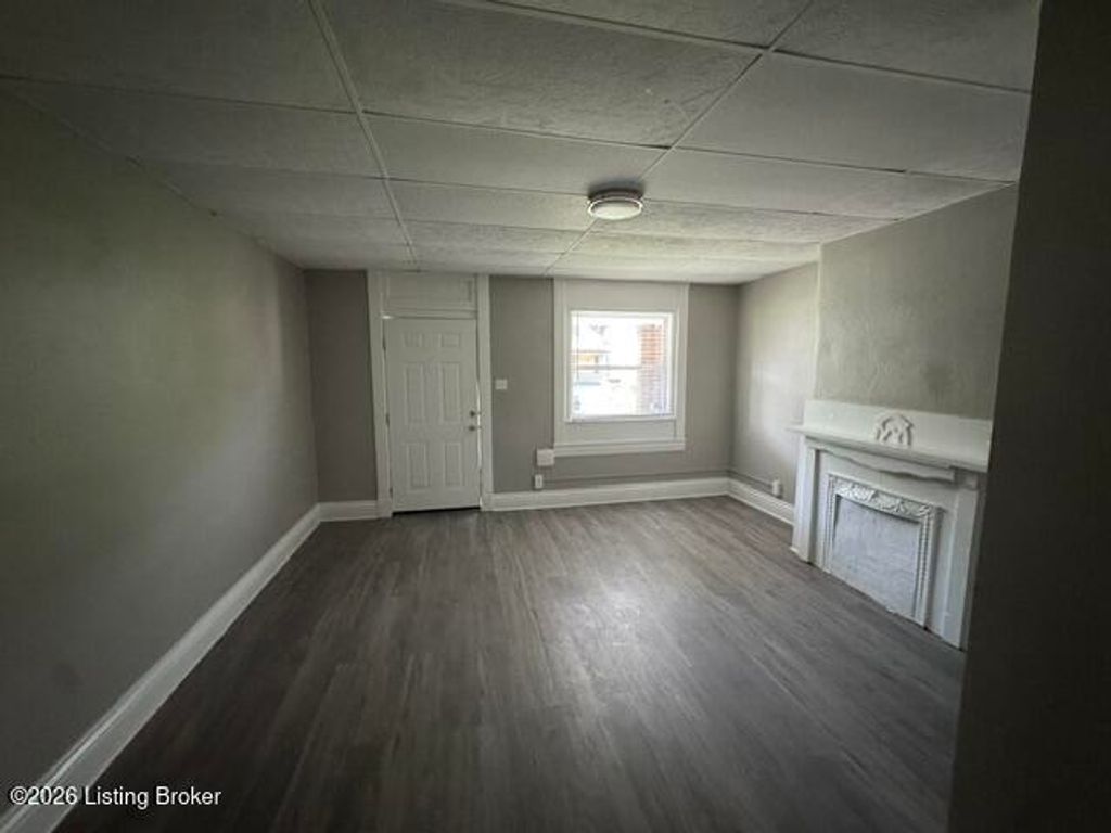 2243 Date St, Louisville, KY 40210