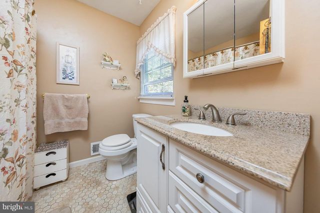 2302 FERNWOOD AVE, Atco, NJ 08004