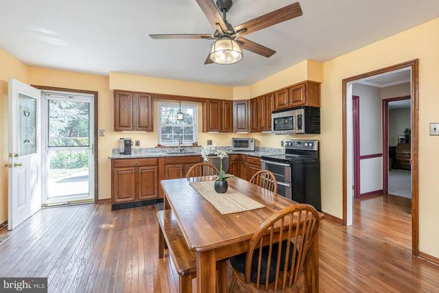 2302 FERNWOOD AVE, Atco, NJ 08004