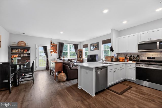 2 ARLOTTA ST, Glassboro, NJ 08028