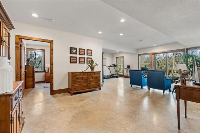 1404 E 183rd Street, Belton, MO 64012