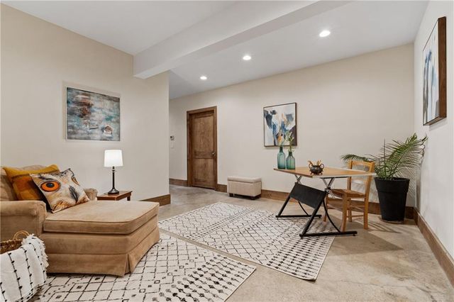 1404 E 183rd Street, Belton, MO 64012