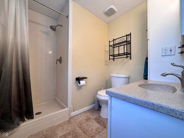 5218 Fletcher Street, Anderson, IN 46013