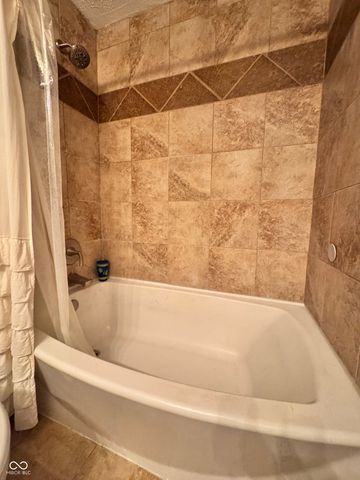 5218 Fletcher Street, Anderson, IN 46013