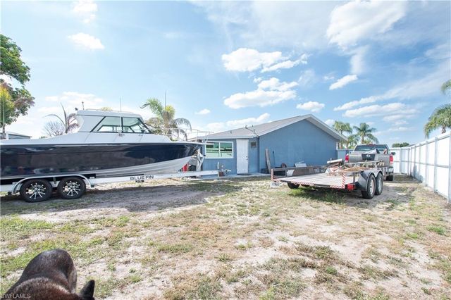 109 Durland AVE, Lehigh Acres, FL 33936