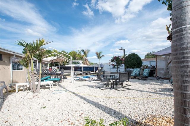 109 Durland AVE, Lehigh Acres, FL 33936