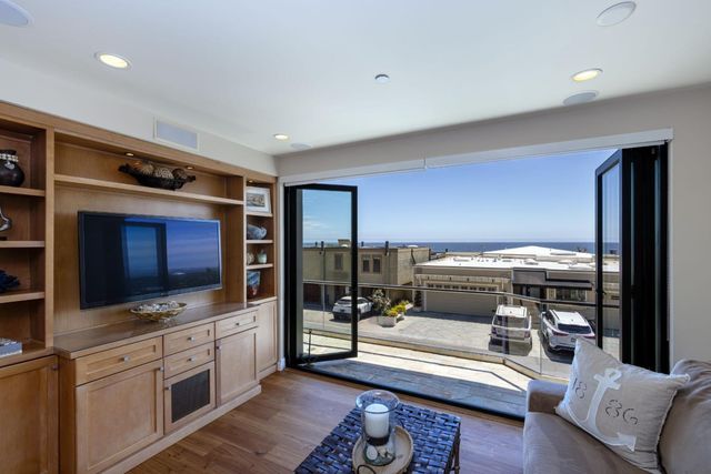 643 Beach Drive, Aptos, CA 95003