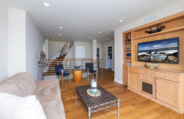 643 Beach Drive, Aptos, CA 95003