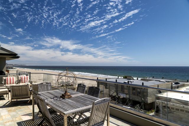 643 Beach Drive, Aptos, CA 95003