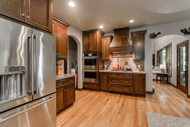 1387 RADCLIFF ROAD, Neenah, WI 54956