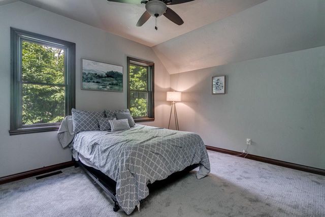 1387 RADCLIFF ROAD, Neenah, WI 54956