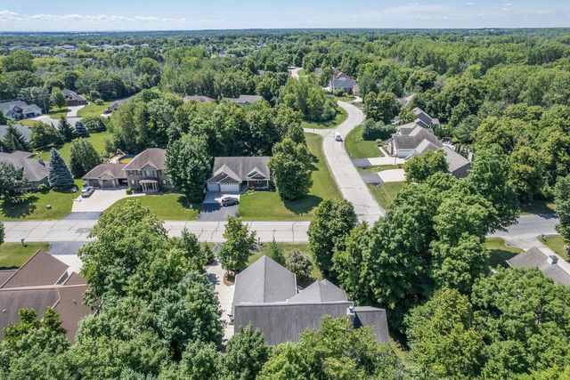 1387 RADCLIFF ROAD, Neenah, WI 54956