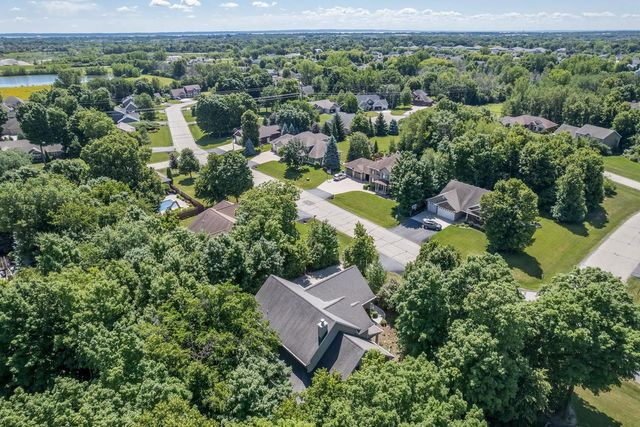1387 RADCLIFF ROAD, Neenah, WI 54956
