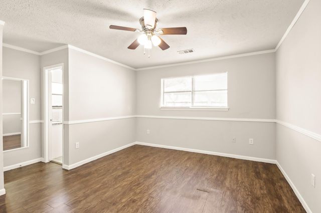 3806 Montego Drive, Baytown, TX 77521