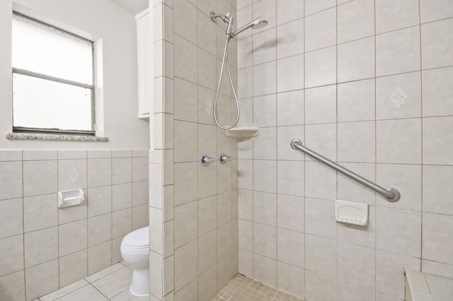 3806 Montego Drive, Baytown, TX 77521