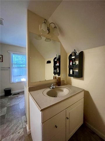 11914 West Main Street, Wolcott, NY 14590